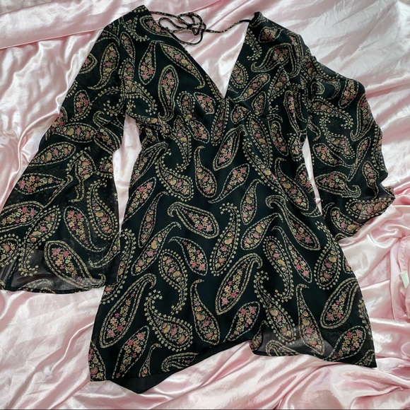 Forever 21 Dresses & Skirts - Forever21 Paisley Dress